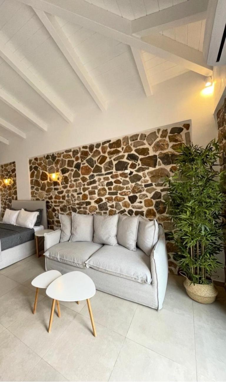إرميوني Trocadero Luxury Suites المظهر الخارجي الصورة
