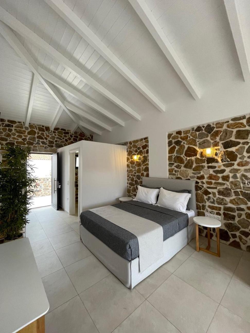 إرميوني Trocadero Luxury Suites المظهر الخارجي الصورة