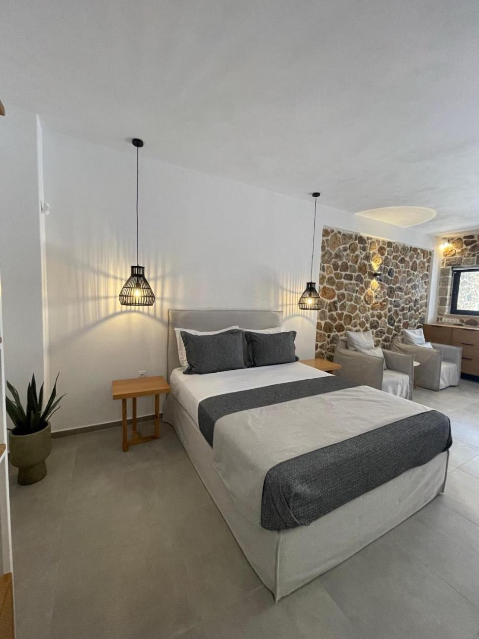 إرميوني Trocadero Luxury Suites المظهر الخارجي الصورة
